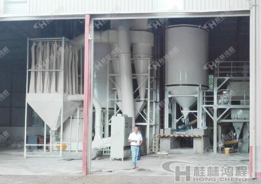 桂林鴻程長石雷蒙機,長石雷蒙磨,80-800目長石雷蒙磨粉機:HC縱擺系列磨粉機 桂林鴻程長石雷蒙機,長石雷蒙磨,80-800目長石雷蒙磨粉機:HC縱擺系列磨粉機