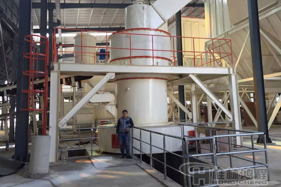 HC2000鑄造石墨粉雷蒙磨粉機(jī) HC2000鑄造石墨粉雷蒙磨粉機(jī)