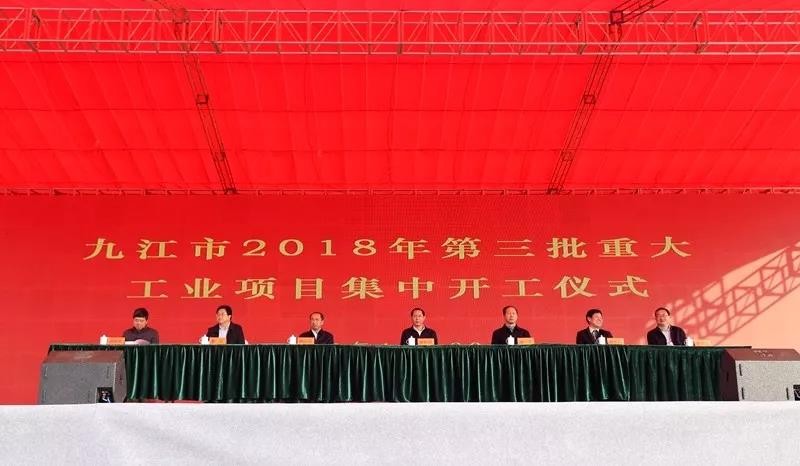 石英砂磨粉機(jī)超細(xì)磨機(jī)HLMX超細(xì)立磨 石英砂磨粉機(jī)超細(xì)磨機(jī)HLMX超細(xì)立磨