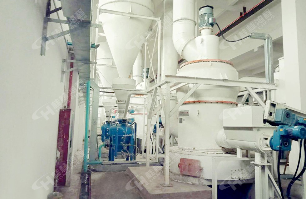 雷蒙粉磨機(jī)加工炭黑選型一:HC擺式雷蒙粉磨機(jī) 可生產(chǎn)80~600目炭粉 雷蒙粉磨機(jī)加工炭黑選型一:HC擺式雷蒙粉磨機(jī) 可生產(chǎn)80~600目炭粉