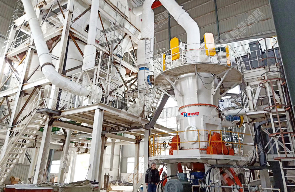 磨粉機(jī)廠(chǎng)家桂林鴻程 磨粉機(jī)廠(chǎng)家桂林鴻程