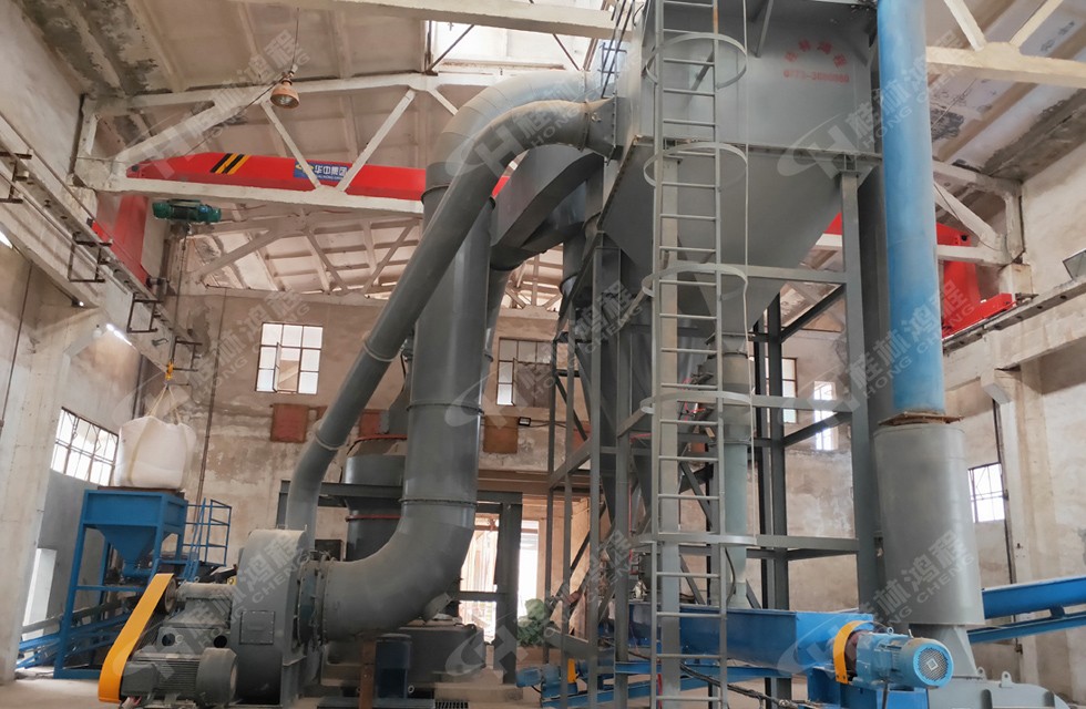 桂林鴻程新型石灰石粉磨生產線 HC縱擺式磨粉機 桂林鴻程新型石灰石粉磨生產線 HC縱擺式磨粉機