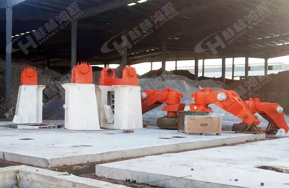 高嶺土立磨第5臺抵達客戶現(xiàn)場 高嶺土立磨第5臺抵達客戶現(xiàn)場