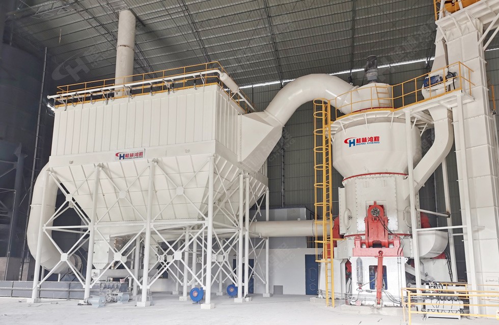 hlm2600石灰石原料立磨 產石粉325目D90 41噸/時 設備地點:廣西柳州 hlm2600石灰石原料立磨 產石粉325目D90 41噸/時 設備地點:廣西柳州