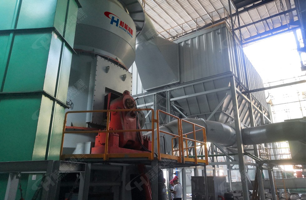 HLM2400碳酸錳立磨 電解錳  第二臺120噸/時 設備地點:湖北 HLM2400碳酸錳立磨 電解錳  第二臺120噸/時 設備地點:湖北